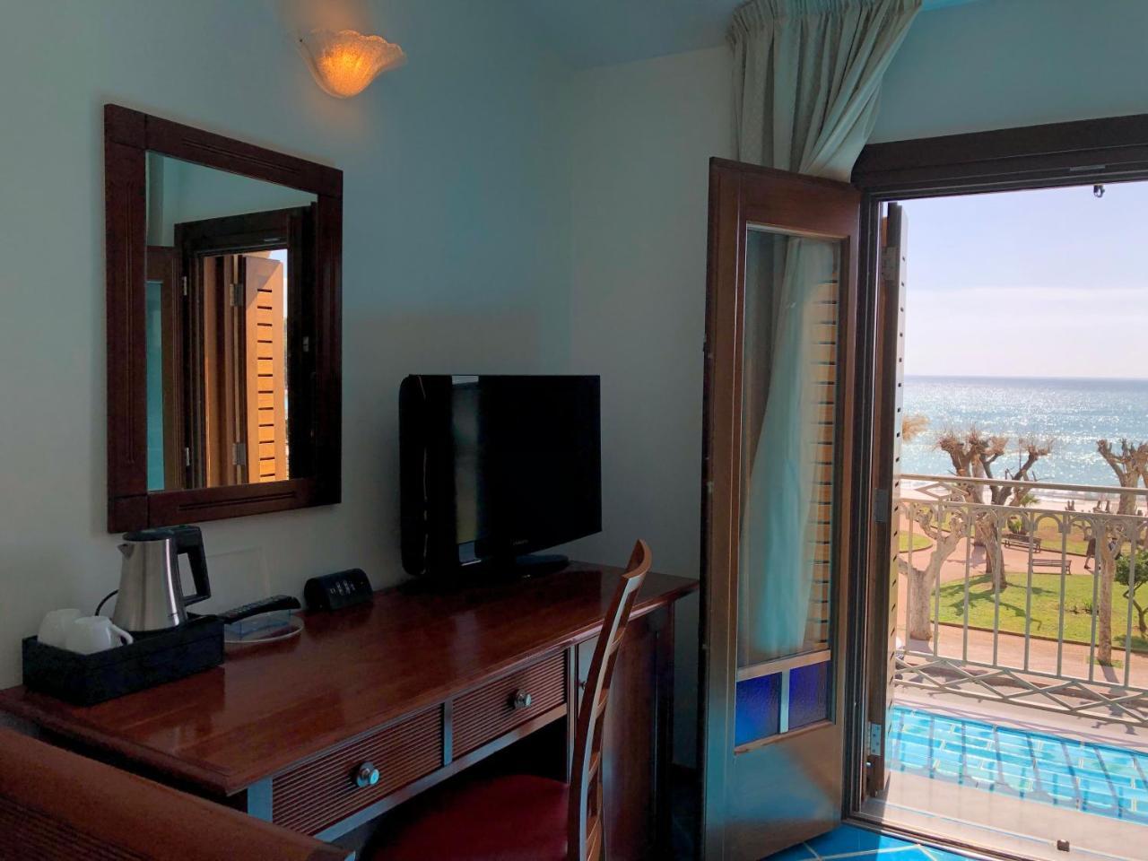 סאפרי Hotel Pisacane מראה חיצוני תמונה